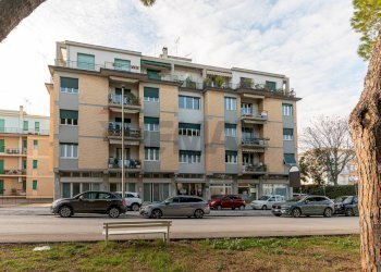 Edificio all\'aperto - Appartamento Via Raffaello Sanzio
 
52, Jesi - foto 26