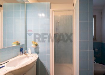 Bagno - Casa semi indipendente Contrada Forchiusa
 
80, Serra San Quirico - foto 9