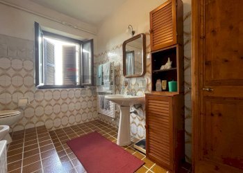 Bagno - Casa semi indipendente Frazione Castiglioni Via Moscatelli
 
80, Arcevia - foto 22