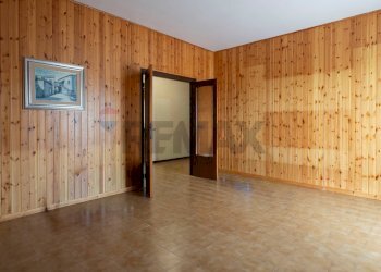 Stanza vuota - Appartamento via salvo d'acquisto
 
22, Santa Maria Nuova - foto 17