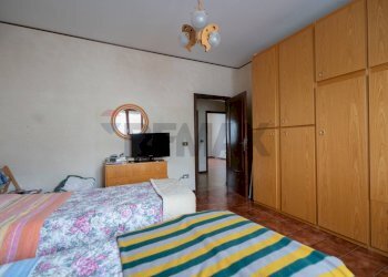 Camera / camera da letto - Appartamento via salvo d'acquisto
 
22, Santa Maria Nuova - foto 37