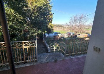 Balcone - Casa indipendente via Colombarone
 
402, Bertinoro - foto 32