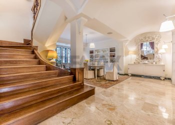 Scale - Villa Via Del Monte Di Casa
65, Roma - foto 8