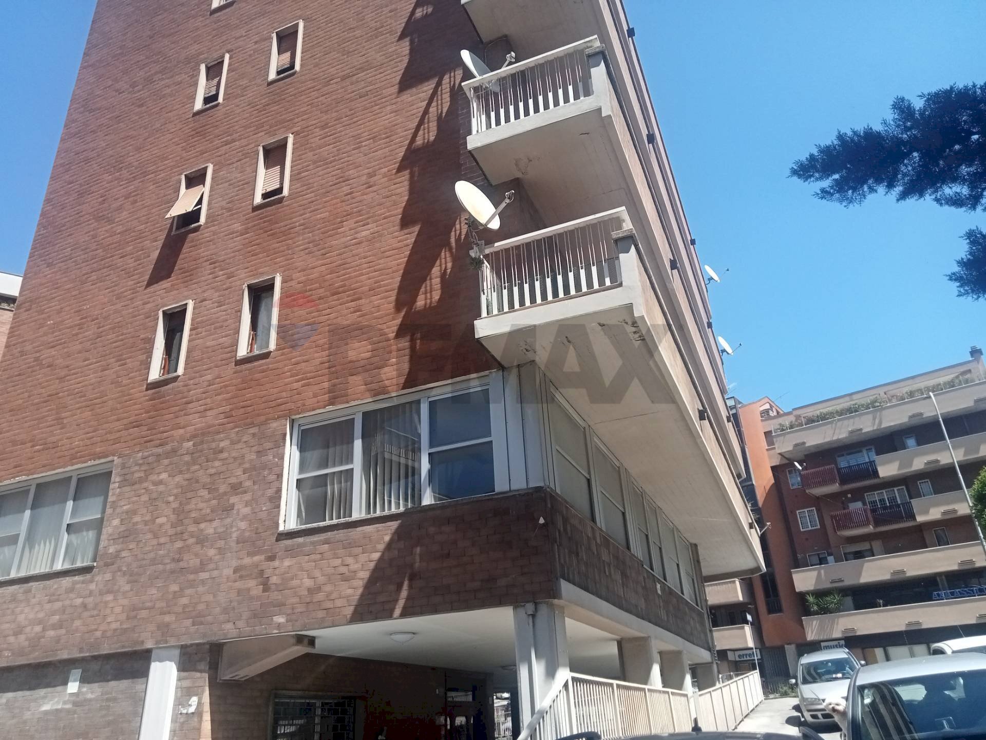 Edificio all\'aperto - Four-room apartment Perugia - photo 3