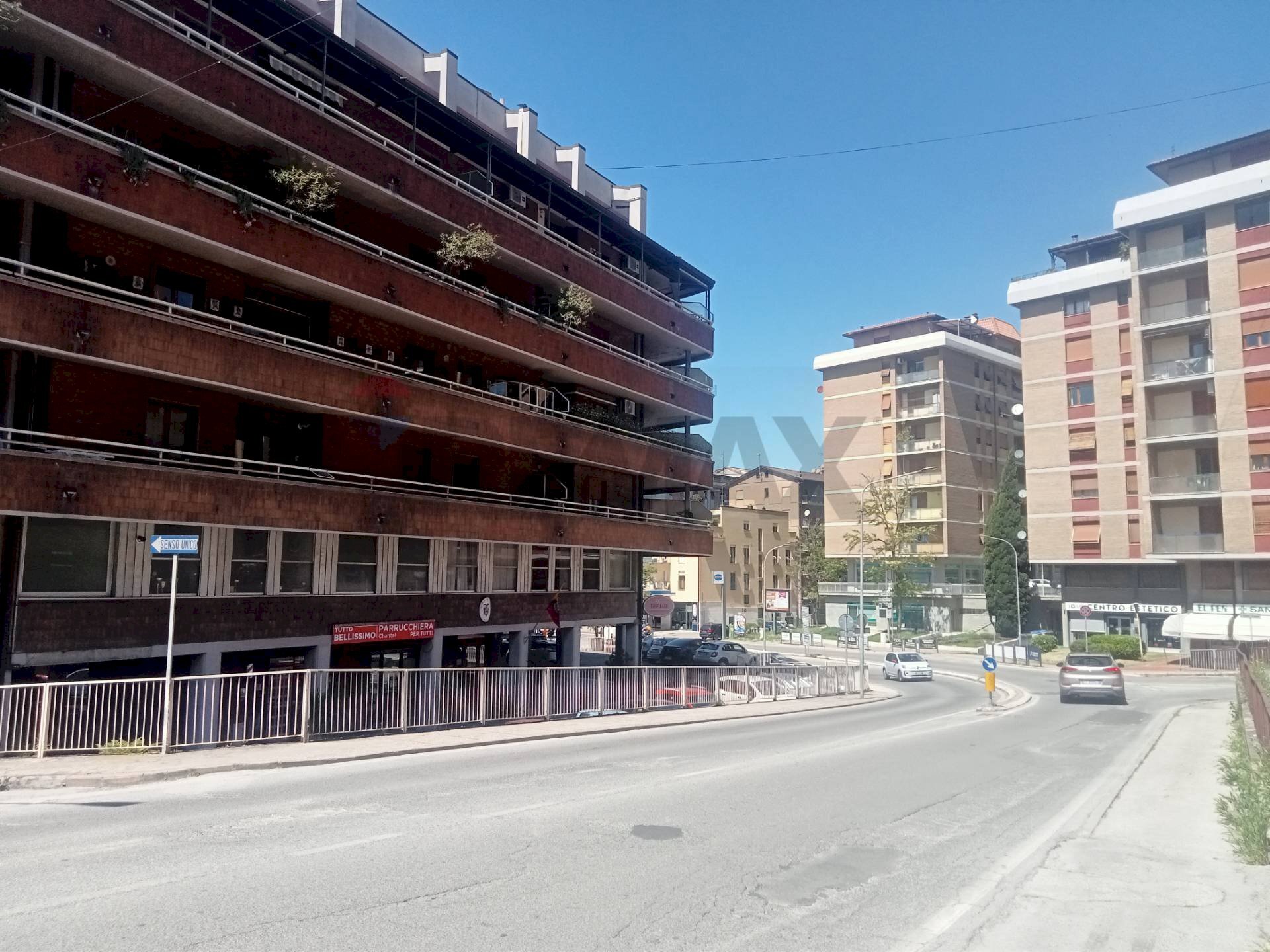 Edificio all\'aperto - Four-room apartment Perugia - photo 2