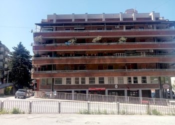 Edificio all\'aperto - Quadrilocale Perugia - foto 1
