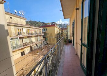 Balcone - Quadrilocale Via Margotta
 
10, Salerno - foto 32
