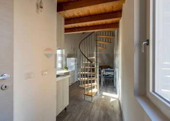 Scale - Bilocale Via Della Torre
 
19, Besana in Brianza - foto 13