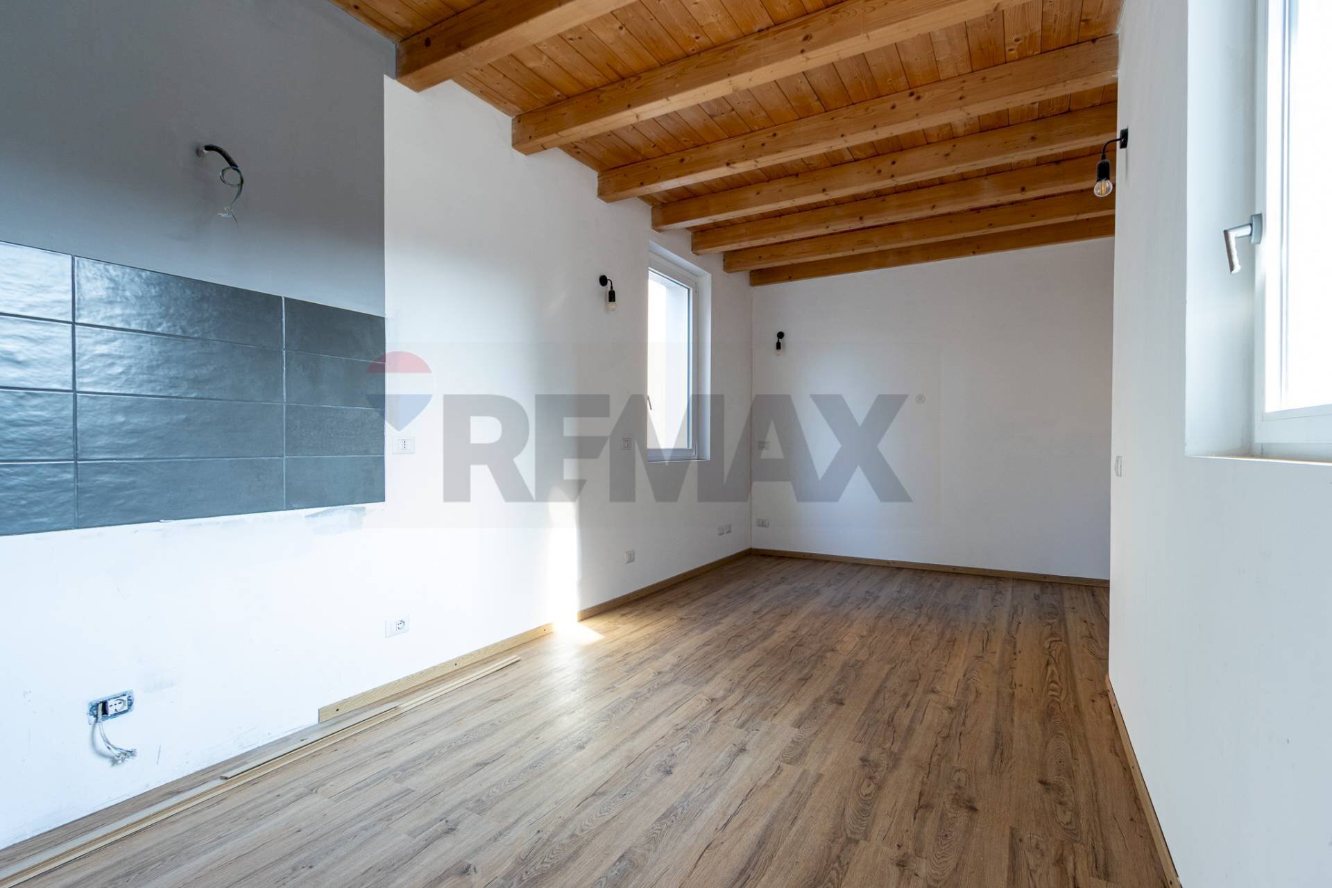 Stanza vuota - One-room apartment via della torre
19, Besana in Brianza - photo 3