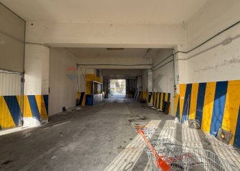 Parcheggio - Locale Commerciale Piazza Kennedy, Zafferana Etnea - foto 15