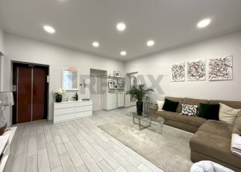 Soggiorno - Trilocale Via Cavour
 
55, Trezzo sull'Adda - foto 3