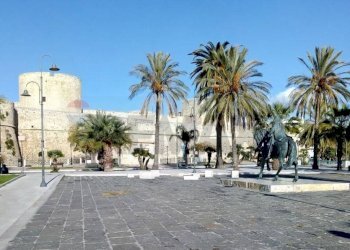 Edificio all\'aperto - Appartamento Via Pulsano
 
45, Manfredonia - foto 10