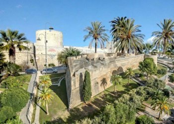 Edificio all\'aperto - Appartamento Via Pulsano
 
45, Manfredonia - foto 19