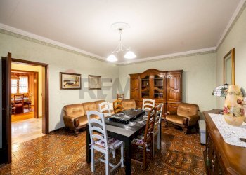 Sala da pranzo - Trilocale VIA GIANNETTO BONGIOVANNI
 
12, Dosolo - foto 12