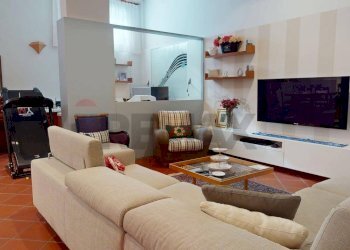 Soggiorno - Villa a Schiera Caserta - foto 44