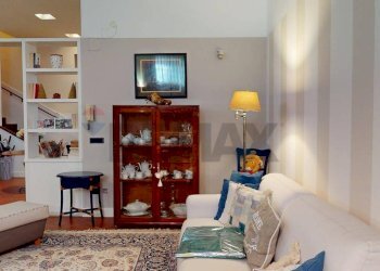 Soggiorno - Villa a Schiera Caserta - foto 49