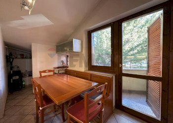 Sala da pranzo - Quadrilocale Via Aldo Moro
 
2, L'Aquila - foto 15