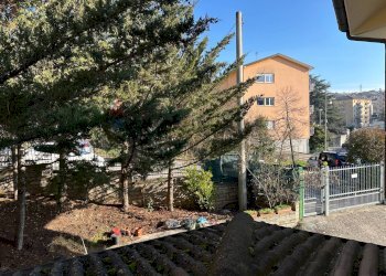 Edificio all\'aperto - Quadrilocale Via Aldo Moro
 
2, L'Aquila - foto 18