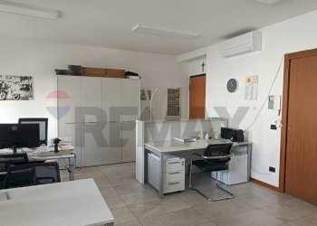Ufficio - Ufficio Via Baschenis
9L, Bergamo - foto 2