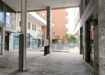 Edificio all\'aperto - Ufficio Via Baschenis
9L, Bergamo - foto 28