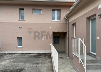 Casa all\'aperto - Bilocale VIA MARCONI
 
15, Adrara San Martino - foto 16