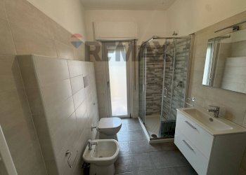 Bagno - Bilocale VIA MARCONI
 
15, Adrara San Martino - foto 9