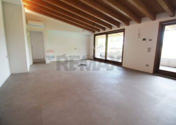 Stanza vuota - Attico Torre de' Roveri - foto 8