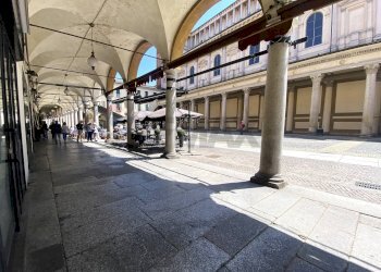 Edificio all\'aperto - Locale Commerciale Via Fratelli Rosselli
 
20/A, Novara - foto 10