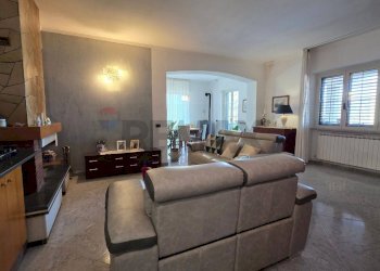 Soggiorno - Appartamento Località Montincello
 
snc, Vieste - foto 13