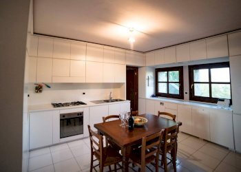 Foto 16 - Villa Località Casaroni
 
13, Santo Stefano Belbo - foto 16