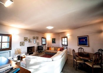 Foto 20 - Villa Località Casaroni
 
13, Santo Stefano Belbo - foto 20