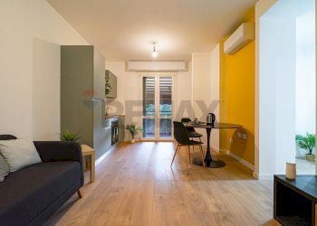 Sala da pranzo - Bilocale Via Franco Russoli
 
9, Milano - foto 2