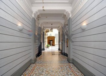 Edificio all\'aperto - Bilocale Via Leopardi
 
21, Milano - foto 2