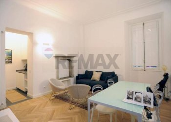 Sala da pranzo - Bilocale Via Leopardi
 
21, Milano - foto 11