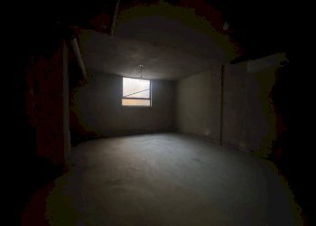 Foto 5 - Locale Commerciale Via Roma
50, Cardano al Campo - foto 5