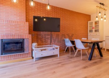 Sala da pranzo - Casa semi indipendente Via Filippo Turati
 
100, Monterotondo - foto 8