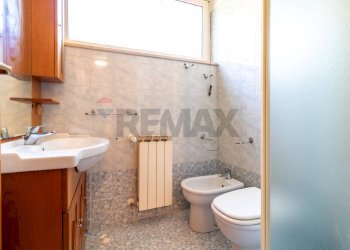 Bagno - Casa semi indipendente Via Filippo Turati
 
100, Monterotondo - foto 22