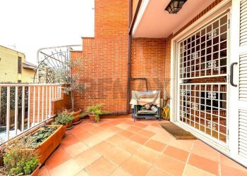 Terrazza - Casa semi indipendente Via Filippo Turati
 
100, Monterotondo - foto 33