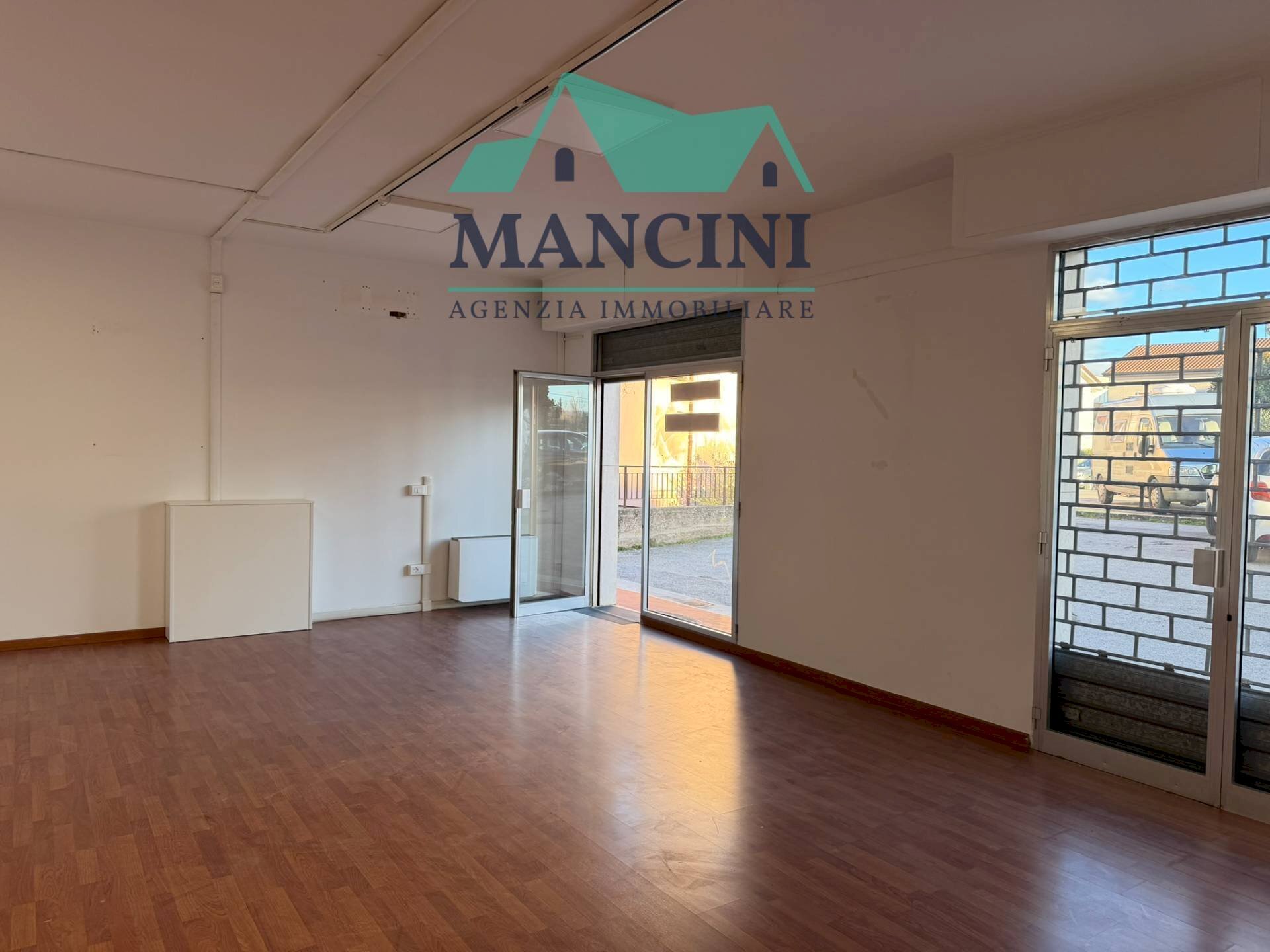 Foto 1 - Office GALLODORO, Jesi - photo 1