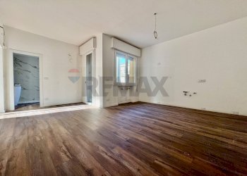 Stanza vuota - Bilocale via donato Bramante
 
17, Padova - foto 5