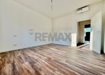 Stanza vuota - Bilocale via donato Bramante
 
17, Padova - foto 6