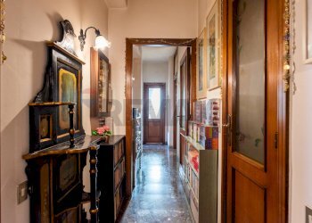 Hall / corridoio - Quadrilocale Via Francesco Netti
 
9, Napoli - foto 3