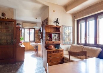 Sala da pranzo - Quadrilocale Via Francesco Netti
 
9, Napoli - foto 8