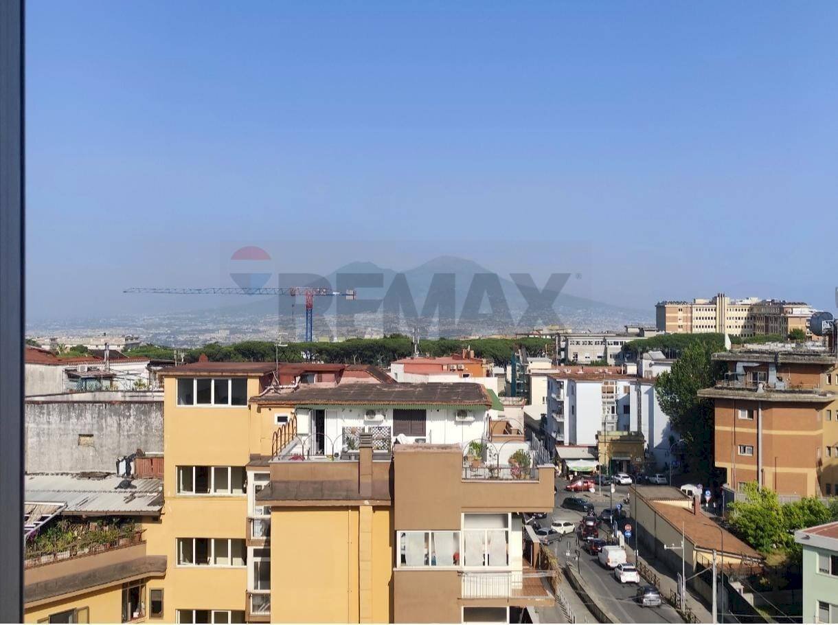 Edificio all\'aperto - Two-room apartment Via Leonardo Bianchi
 
1, Napoli - photo 3