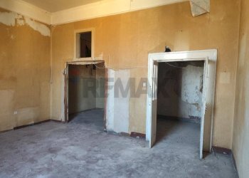 Stanza vuota - Bilocale Via Leonardo Bianchi
 
1, Napoli - foto 16