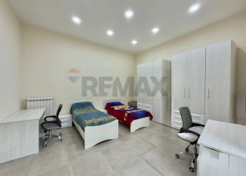 Camera / camera da letto - Quadrilocale Via Pisanelli
 
23, Napoli - foto 20