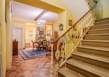 Scale - Casa semi indipendente Strada Bassa Nuova
 
145, Parma - foto 17