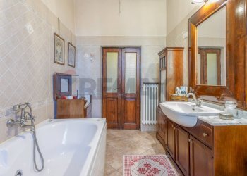 Bagno - Casa semi indipendente Strada Bassa Nuova
 
145, Parma - foto 41