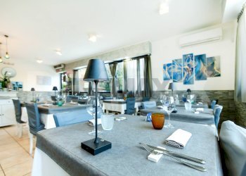 Sala da pranzo - Commercial Activity Via Di Pietralata
 
189, Roma - photo 5