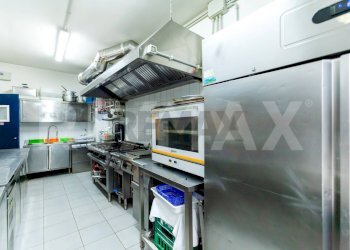 Cucina - Commercial Activity Via Di Pietralata
 
189, Roma - photo 22